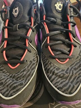 KD 16 Men Basketball  Shoes Size 12.5